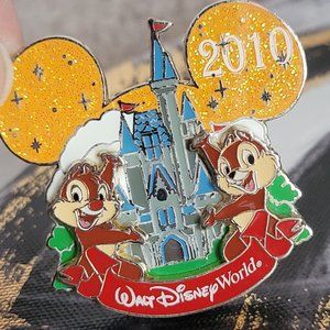 Disney Trading Pin 2010 Chip and Dale - 3 of 12 HTF (light tarnishing)